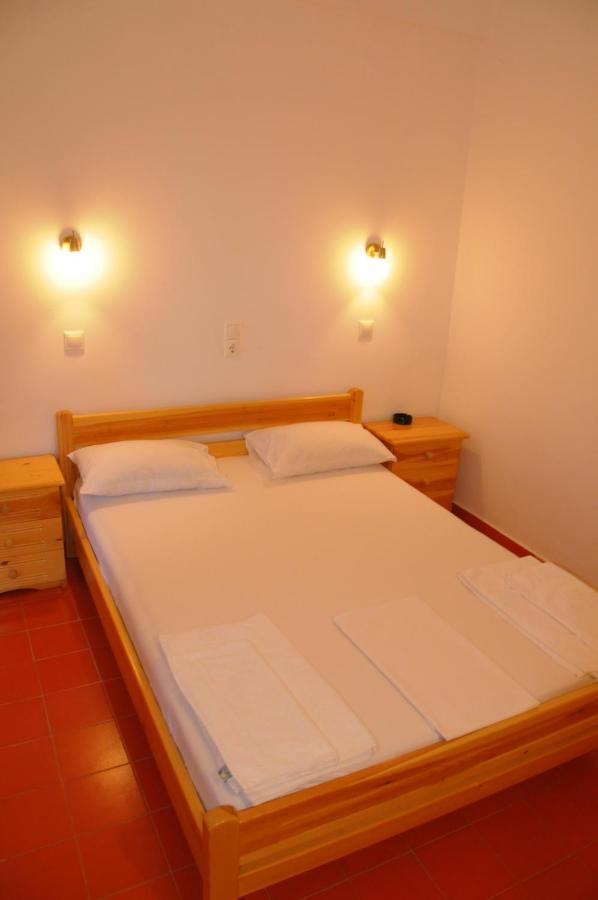 Chalikias Rooms Asprogerakata Luaran gambar
