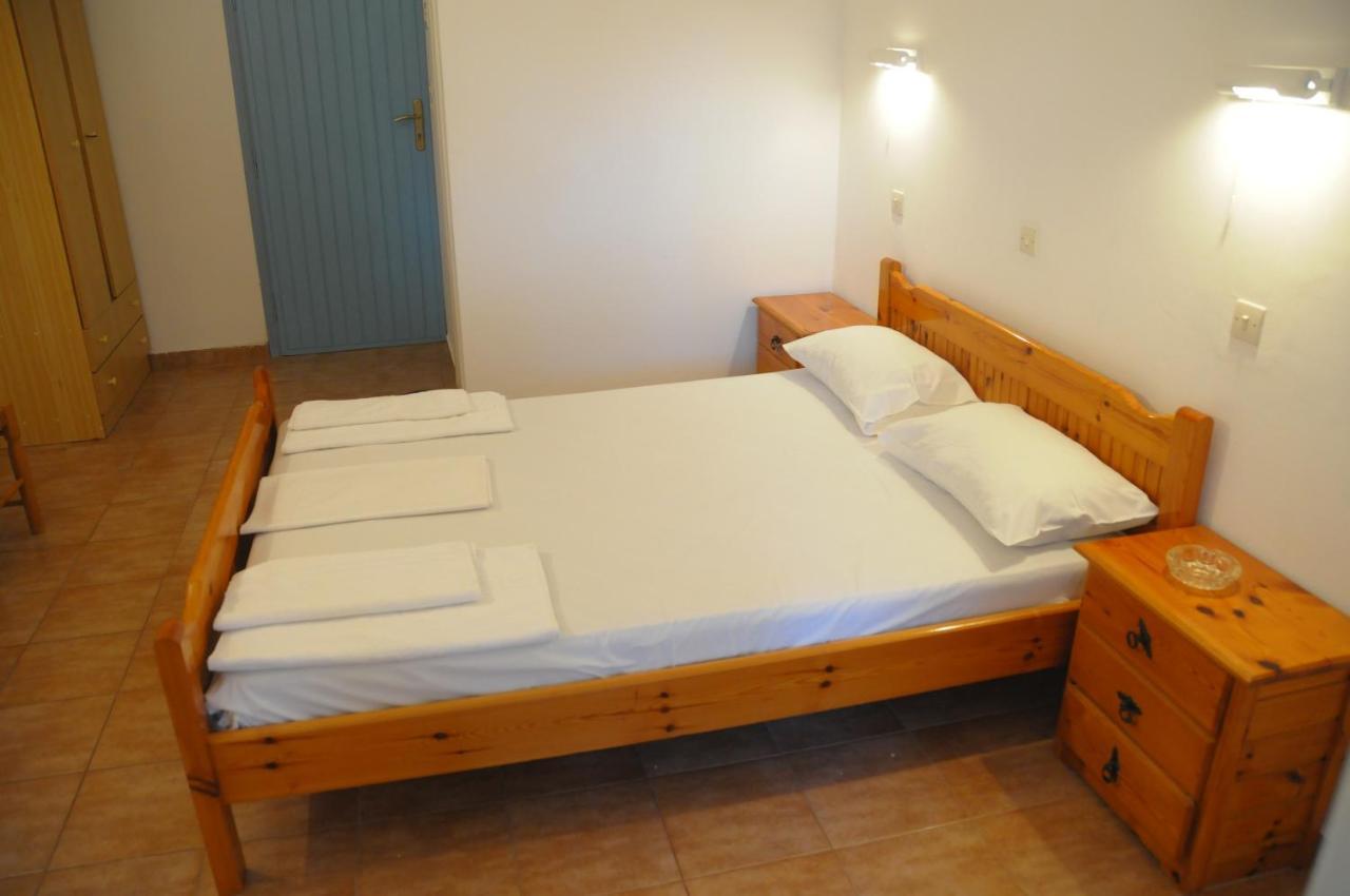 Chalikias Rooms Asprogerakata Luaran gambar